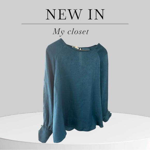 Elegant Teal Women's Top - Picture 2 of 7